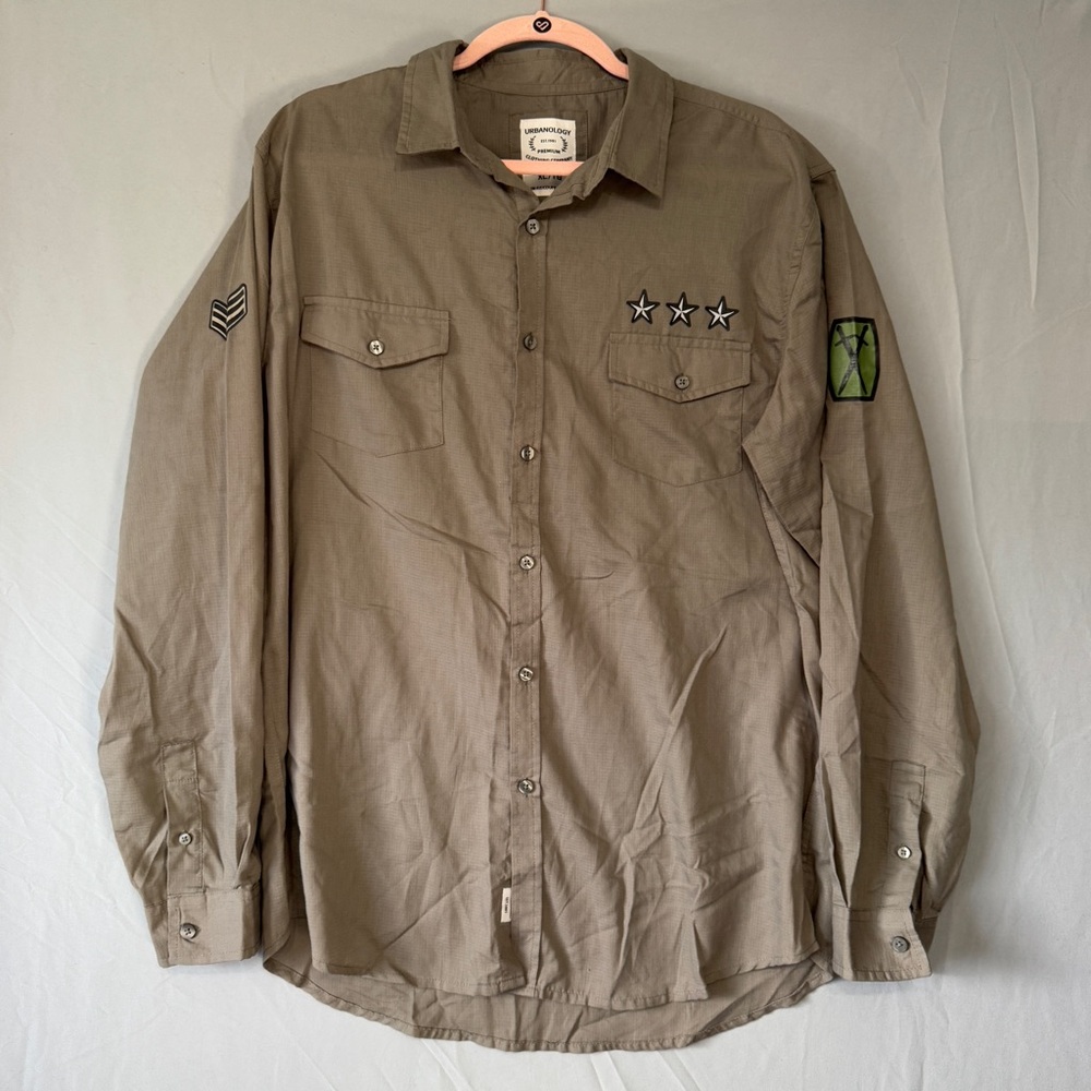 Urbanology Mens Military Style Button-Up Shirt Size XL Army Green Slim Fit